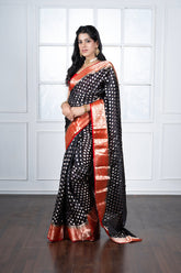 Pure silk Black colour handloom Saree with blouse with blouse