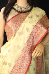 Cream Semi Moonga Silk Saree With Red Border