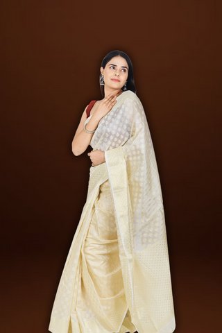 Elegant Contrast: Off-White Chanderi Silk Cotton Saree with Magenta Zari Border