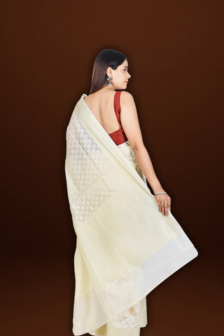 Elegant Contrast: Off-White Chanderi Silk Cotton Saree with Magenta Zari Border