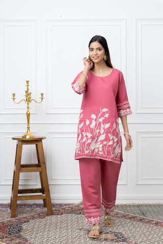 Rasofab Women Pink Thread Work Kurta Pant Cord Set- Pink