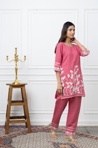 Rasofab Women Pink Thread Work Kurta Pant Cord Set- Pink
