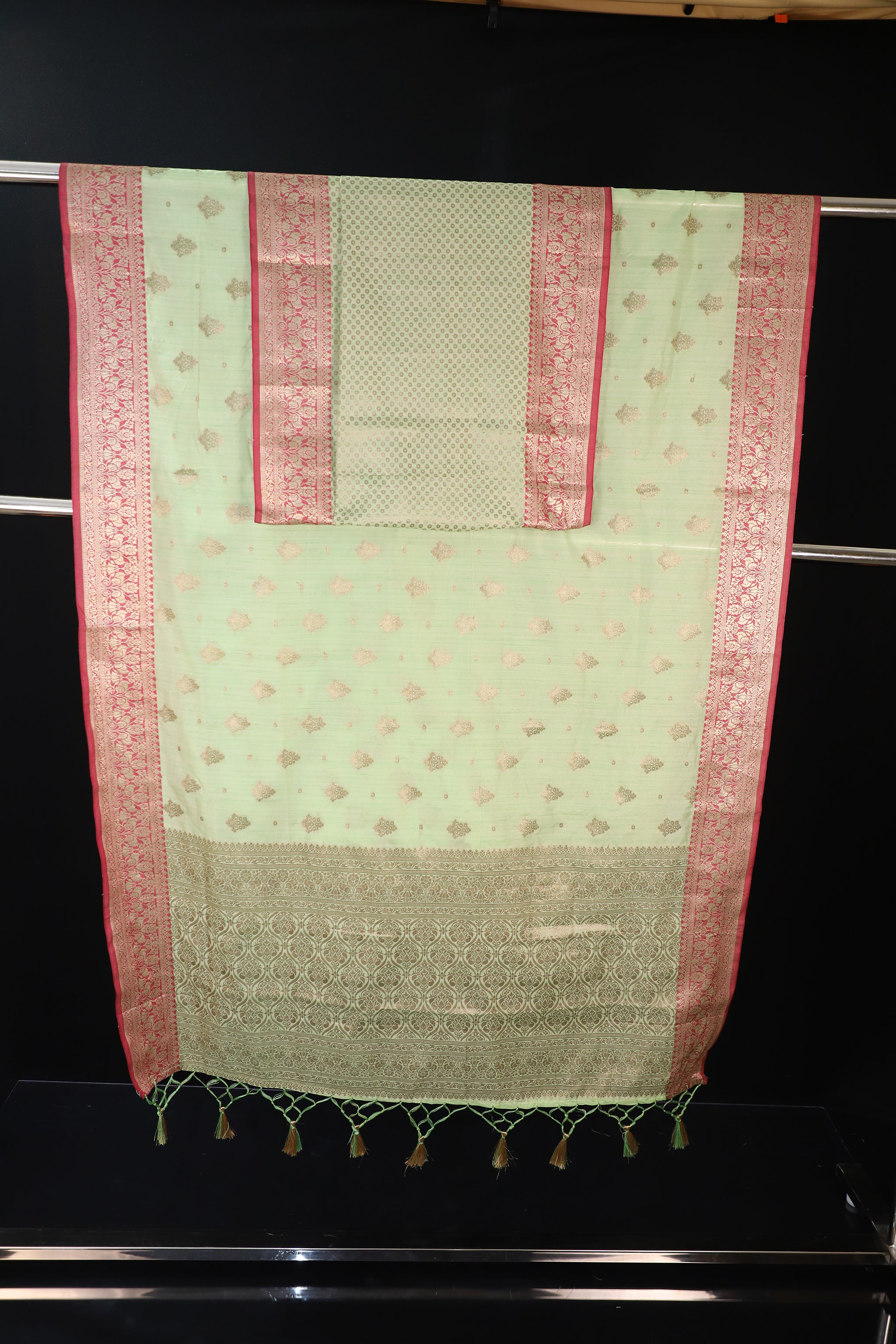 Banarasi Handloom Monga Silk Saree