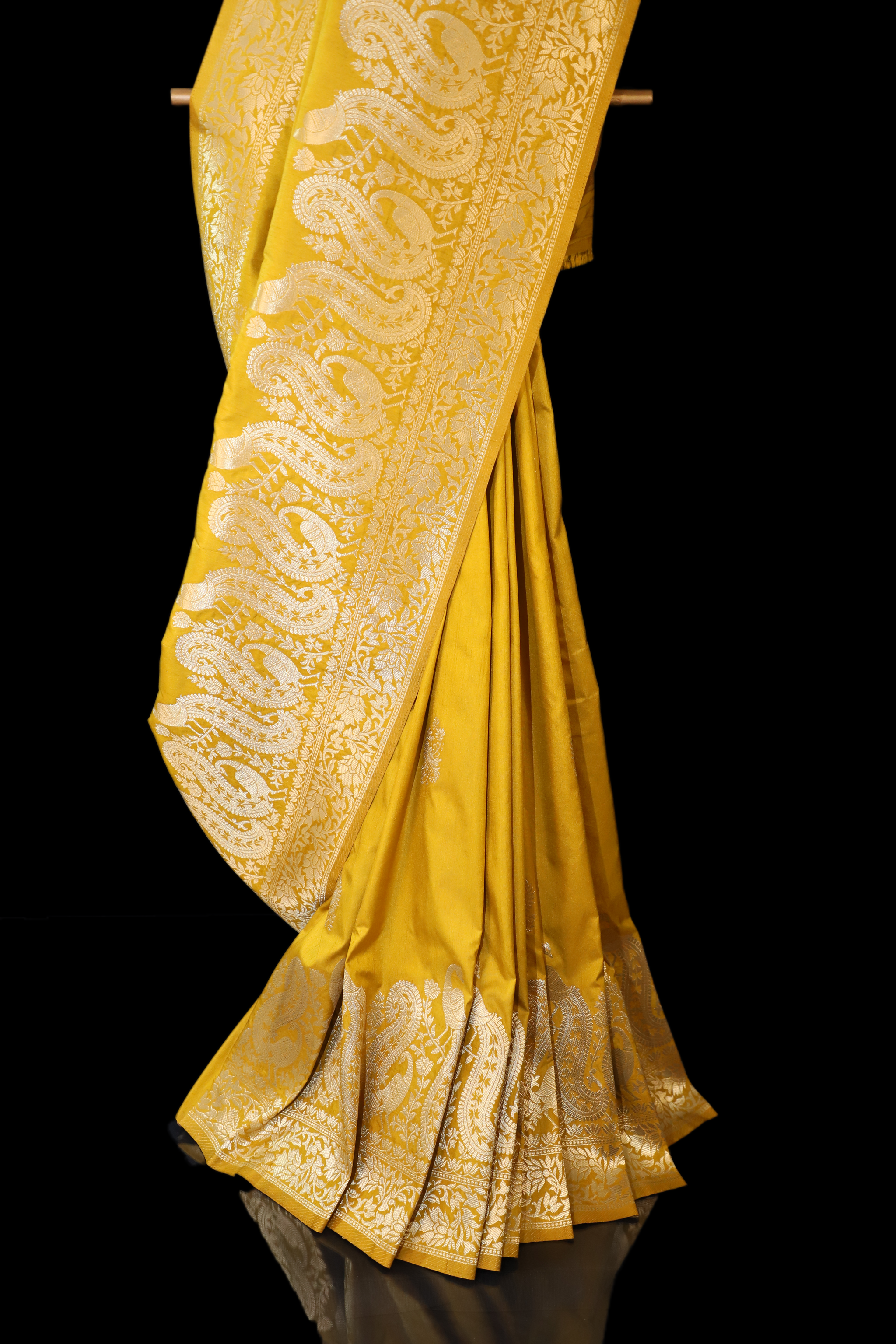 Yellow Semi Banarasi Soft Silk Saree With Unstitched Blouse